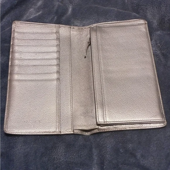 ✨CHANEL Silver Leather Wallet | Made In France | Vintage Collectible | Old 💵🔥✨ - Picture 7 of 12